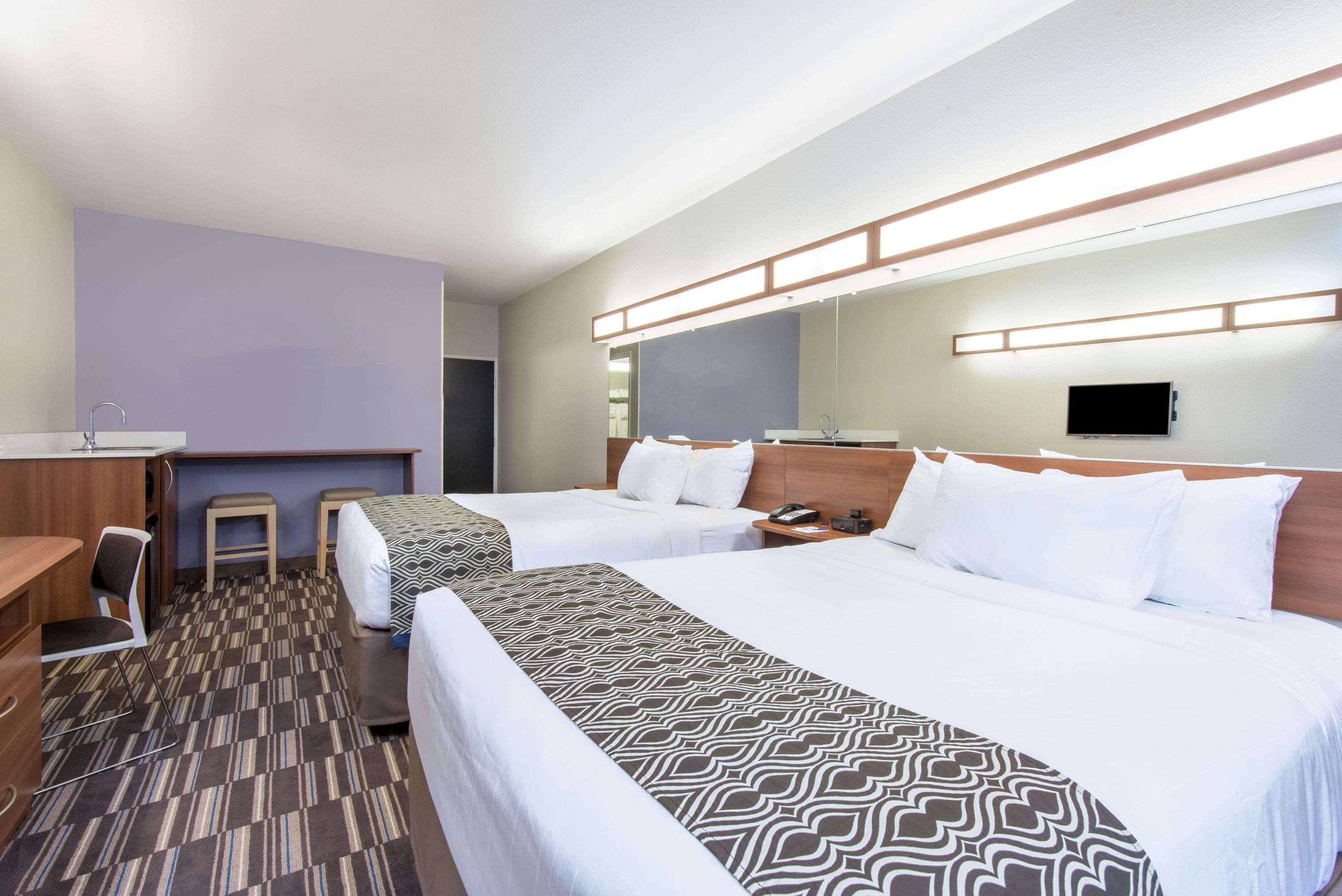 Microtel Inn & Suites By Wyndham Cadiz Dış mekan fotoğraf